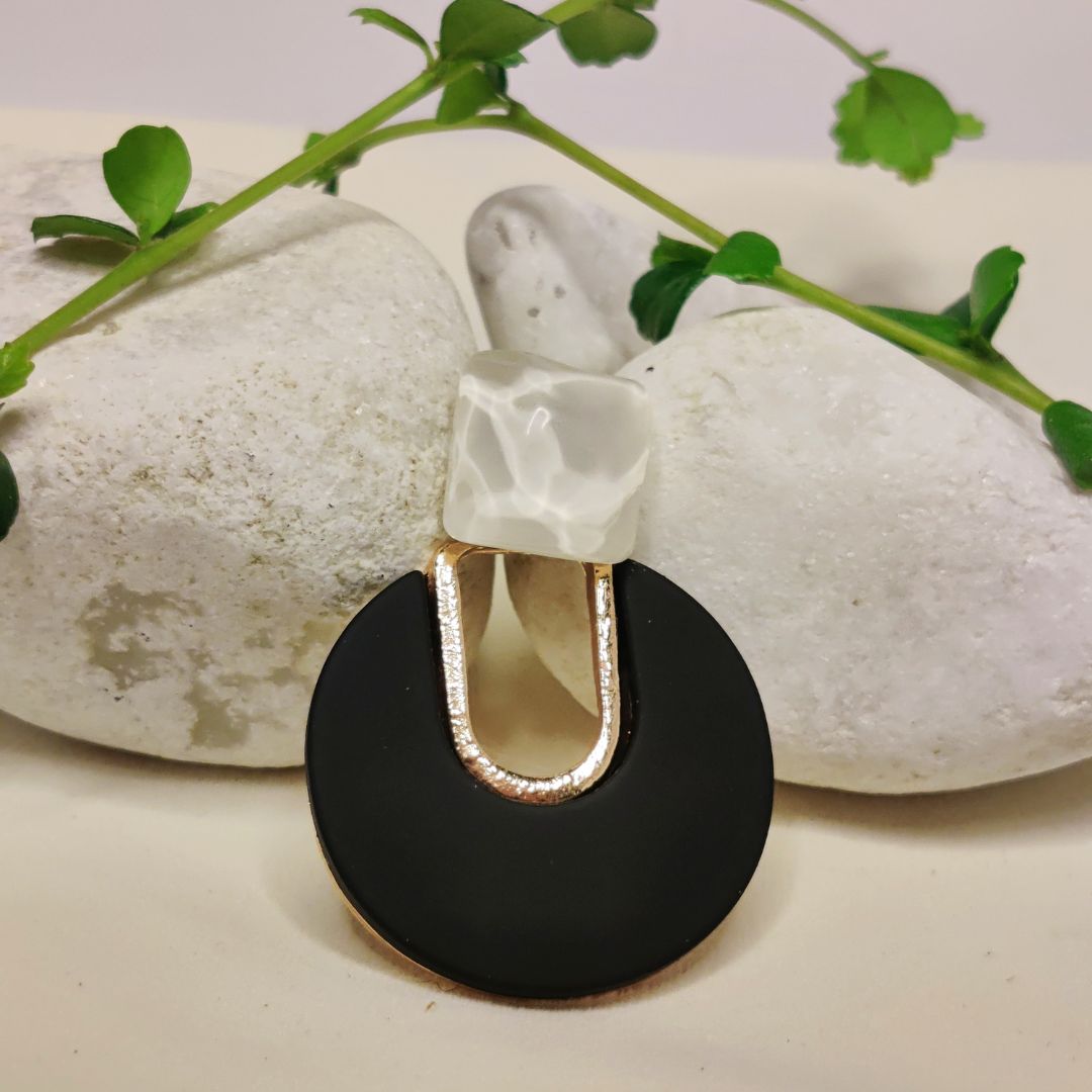 Artic Eclipse Earing