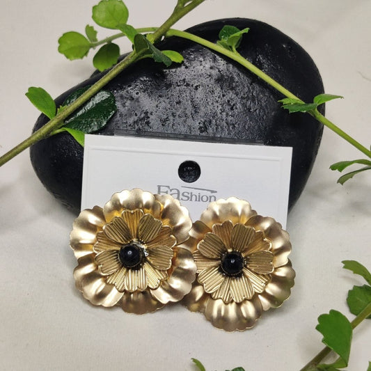 Black Rose Glow Earing