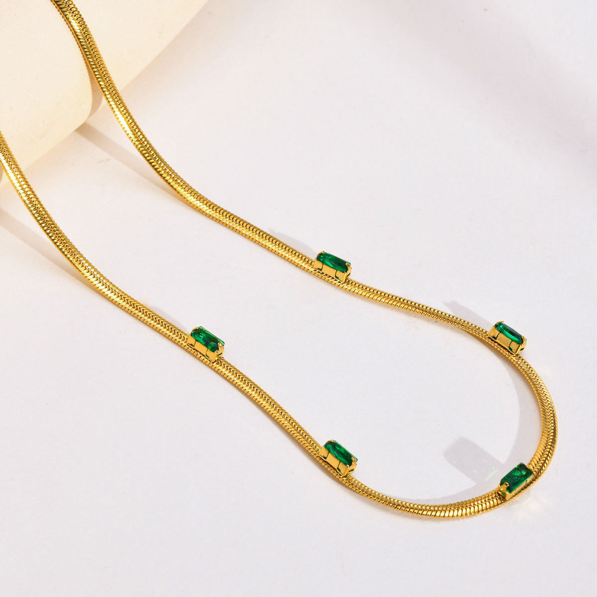 Majaste Green Necklace