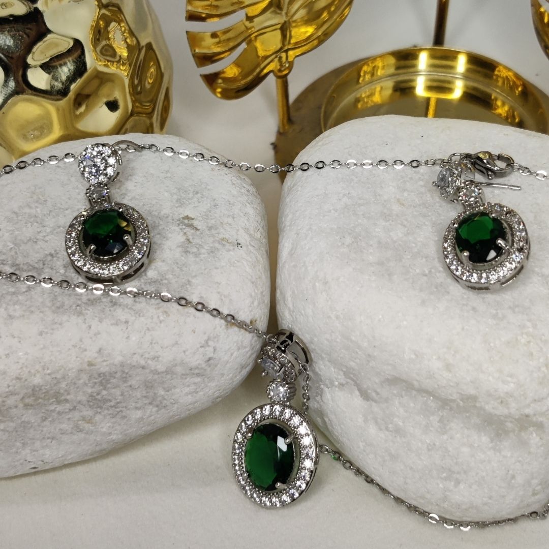 Argent Emerald
