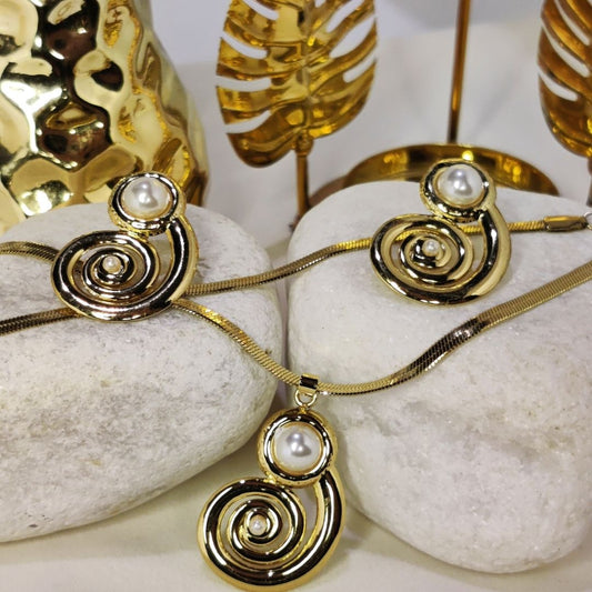 Spiral Pearl Set