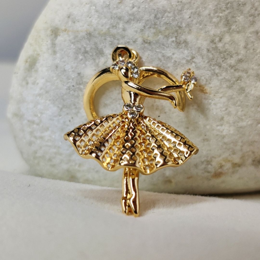 Twirl Elegance